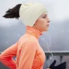 Háčkovaná čepice s culíkem, dámská čepice - BEANIEHUT White Náhled obrázku produktu 11