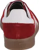 A close-up rear view of a red sneaker. Voir les images du produit
