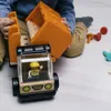 Jouéco Holzwerkbank LKW - Kinder Werkbank Spielzeug aus Produktbild-Vorschau 12