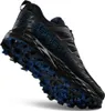 Schwarzer La Sportiva Lycan GTX Schuh mit blauem Profil und seitlichem Logo Anteprima dell’immagine prodotto