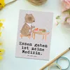 Mr. & Mrs. Panda Postkarte Bär Essen gehen - Grau Pastell - Produktbild-Vorschau 2