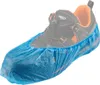 A single blue disposable shoe cover is shown covering a black and orange athletic shoe. Anteprima dell’immagine prodotto