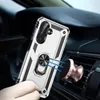 A hand holding a phone case with a magnetic car mount attached to a car vent. Produktbild-Vorschau