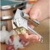 Knoblauchpresse Edelstahl 1 Stück, Großes Fassungsvermögen, Produktbild-Vorschau 6