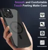 A hand holding a black iPhone case with a transparent back, showing the Apple logo and MagSafe ring. Produktbild-Vorschau
