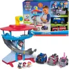 A Paw Patrol Lookout Tower playset with vehicles and figures, displayed with its packaging. Produktbild-Vorschau