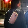 Skinarma Crossbody Kabelka Fardel Slonová Kost/Slonová Kost Náhled obrázku produktu 5