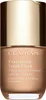 A product shot of a Clarins foundation bottle. Podgląd zdjęcia produktu
