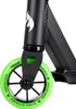 Close-up of the front wheel and fork of a black and green stunt scooter. Voir les images du produit