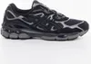 A side view of a black and gray Asics Gel NYC sneaker against a white background. Produktbild-Vorschau