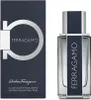 A product shot of a perfume bottle and its box. Anteprima dell’immagine prodotto