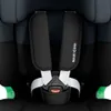 Close-up of a child car seat harness and buckle system. Produktbild-Vorschau