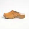Damen Holzclogs aus braunem veganem Leder – Klassische Produktbild-Vorschau 2