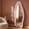LunaMirror Cleo staande spiegel 160 x 60 cm, organische wolkvorm, gestoffeerd fluwelen frame, roze – afbeelding 1 Productafbeelding-voorbeeld