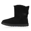 A black boot is shown against a white background. Produktbild-Vorschau