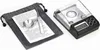 A digital scale and its accessories laid out on a white background. Voir les images du produit