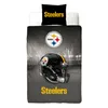 A Pittsburgh Steelers themed duvet cover and pillow set displayed on a bed. Produktbild-Vorschau