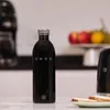 SMEG 24Bottles® Isolierte Edelstahlflasche 500 ml schwarz Produktbild-Vorschau 7