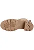 The sole of a beige boot is shown against a white background. Produktbild-Vorschau