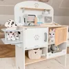A wooden toy veterinary clinic with stuffed animals. Náhľad obrázku produktu