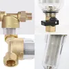 A collage of four close-up images of a water filter's components. Produktbild-Vorschau