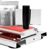 A close-up view of a commercial slicer, focusing on the handle and cutting mechanism. Anteprima dell’immagine prodotto
