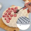 37-Loch Dumpling Maker aus Aluminiumlegierung – Praktische Produktbild-Vorschau 4