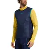 Blizzard Insulated Vest M von La Sportiva in navy mit gelben Akzenten; getragen von einem Mann. Produktbild-Vorschau