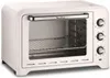 A white countertop oven is shown from a front-diagonal angle. Voir les images du produit