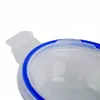 Close-up of the lid and rim of a clear food storage container with a blue seal. Produktbild-Vorschau