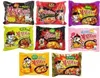 A collage of various flavors of Samyang Buldak Hot Chicken Ramen. Produktbild-Vorschau