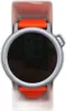 A top-down view of a smartwatch with an orange strap. Voir les images du produit