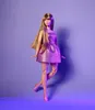 Barbie Signature Barbie Looks 23 - Curvy, Mini robe rose Voir les images du produit 19