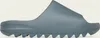 A single Yeezy slide shown from the side against a plain background. Produktbild-Vorschau