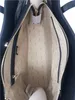 Guess Meridian Dreieck Logo Shopper Tasche In Schwarz für Produktbild-Vorschau 31