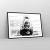 Gerahmtes Poster - Schwarzer Rahmen - Fotograf Schwarzweiß Produktbild-Vorschau 8
