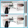 Comparison of product quality using a caliper measurement. Anteprima dell’immagine prodotto