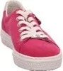A close-up, studio shot of a single pink sneaker with white laces and a white sole, set against a plain white background. Voir les images du produit