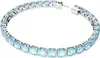 A bracelet with blue stones and silver metal. Voir les images du produit