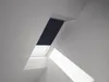 Store occultant VELUX - Bleu marine - DKL UK04 1100S Voir les images du produit 2