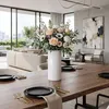 Witte, ronde keramische vaas, 20 cm hoog, glad en glanzend, Productafbeelding-voorbeeld 5