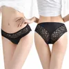Slip sensuale - Pantaloni in pizzo - Donna - Slip con pizzo Anteprima dell’immagine prodotto 3