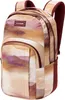 A backpack shown from the front. Voir les images du produit