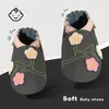YALION Krabbelschuh Leder grau Blume Motiv Lauflernschuhe Produktbild-Vorschau 3