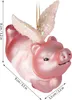 A glass ornament of a flying pig with angel wings, with dimensions indicated. Voir les images du produit