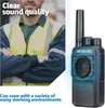 A person wearing a safety vest is shown on the left, with text highlighting clear sound quality. A walkie-talkie is displayed on the right, with text indicating its ability to cope with noisy environments. Produktbild-Vorschau