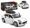 Bburago, model auta Porsche Macan, měřítko 1:24 – kvalitní Náhled obrázku produktu 1