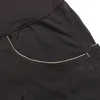 Detailansicht der "Noya Pants" von Ocun; schwarze Kletter- und Boulderhose für Damen; zeigt Naht und Taschen. Produktbild-Vorschau