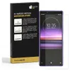 A product box for a screen protector is shown next to a smartphone with the screen protector applied. Produktbild-Vorschau