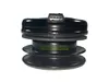 A black electromagnetic clutch for a lawn tractor, shown against a white background. Anteprima dell’immagine prodotto